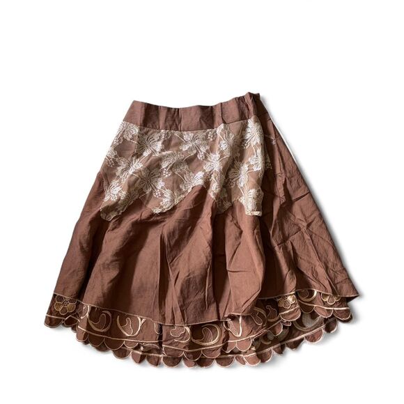 Young Essence Dresses & Skirts - Young Essence Brown midi skirt with lace and floral details. Size: S